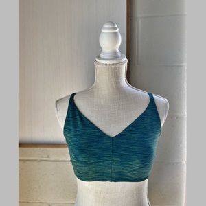 Outdoor Voices Flow Bra
